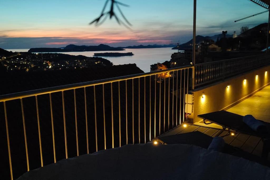 Kate'S Studio With An Amazing View Apartment Dubrovnik Bagian luar foto